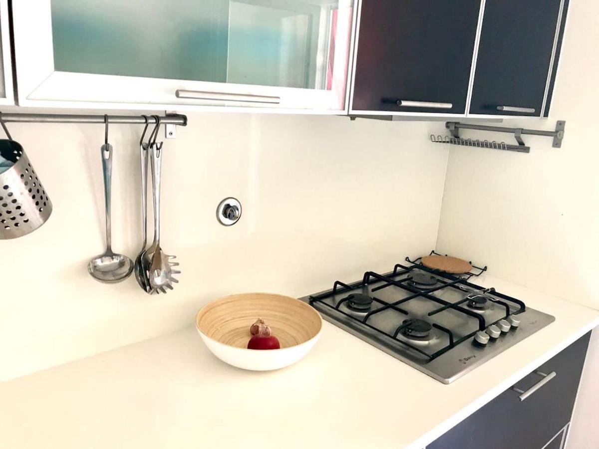 Luxury Part Of The - Modern With Airconditioning - Near Subway Lejlighed